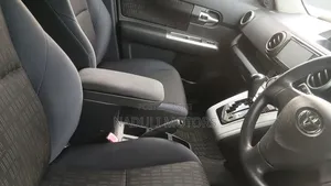 Toyota Corolla Rumion 2012 Red