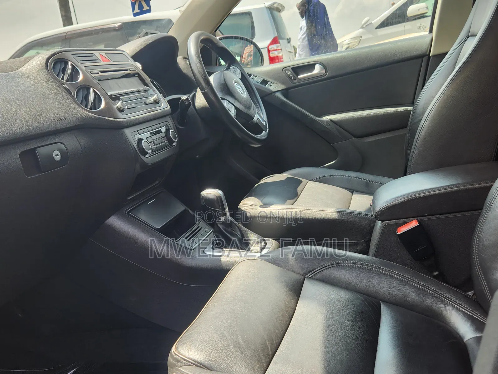 Volkswagen Tiguan 2010 Red
