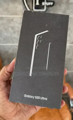 New Samsung Galaxy S25 Ultra 1 TB Gold
