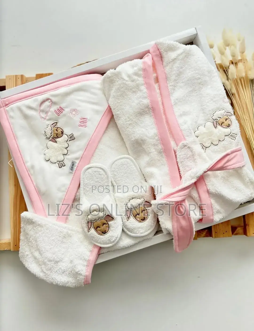 Zipir Brand Baby Girl Bath Set