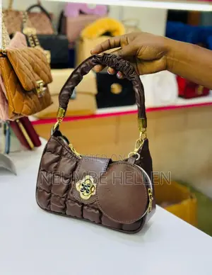 Hellena's Luxe Closet