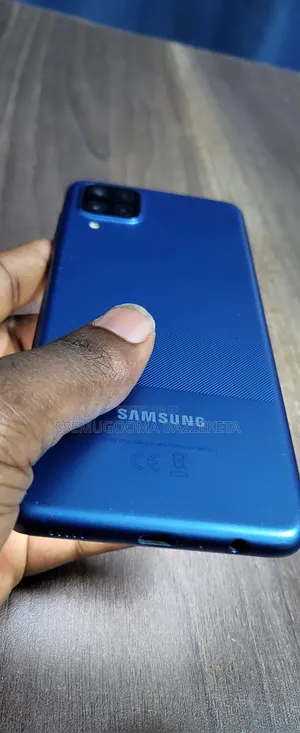 Samsung Galaxy A12 64 GB Blue