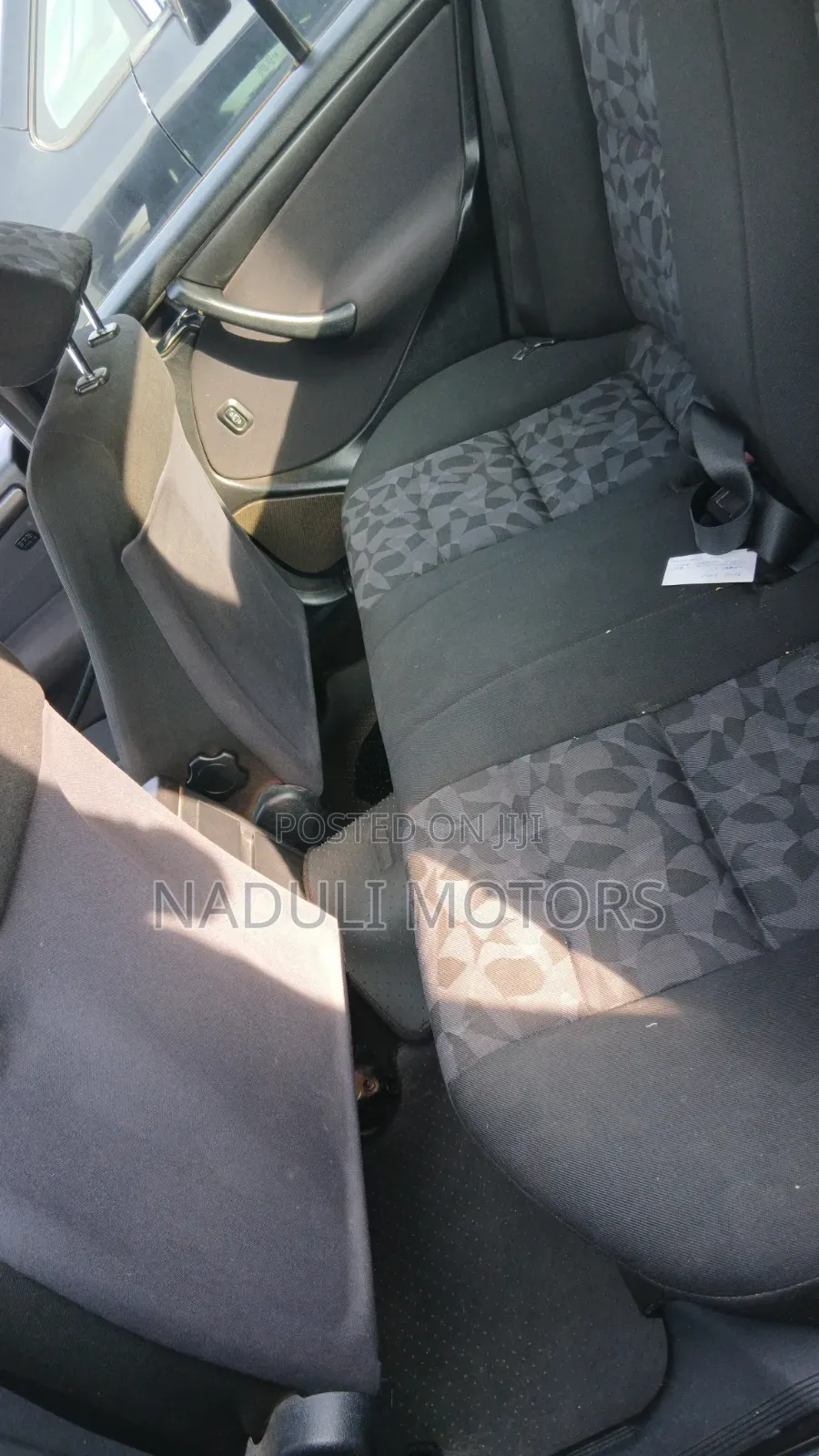Mercedes-Benz C200 2004 Silver