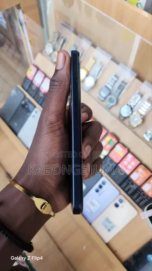 New Itel A90 64 GB Black