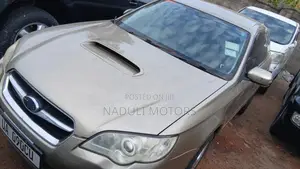 Subaru Legacy 2010 Gold