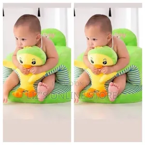 Winston Home Plush Duck-Themed Baby Sofa Seat in Lime Green.