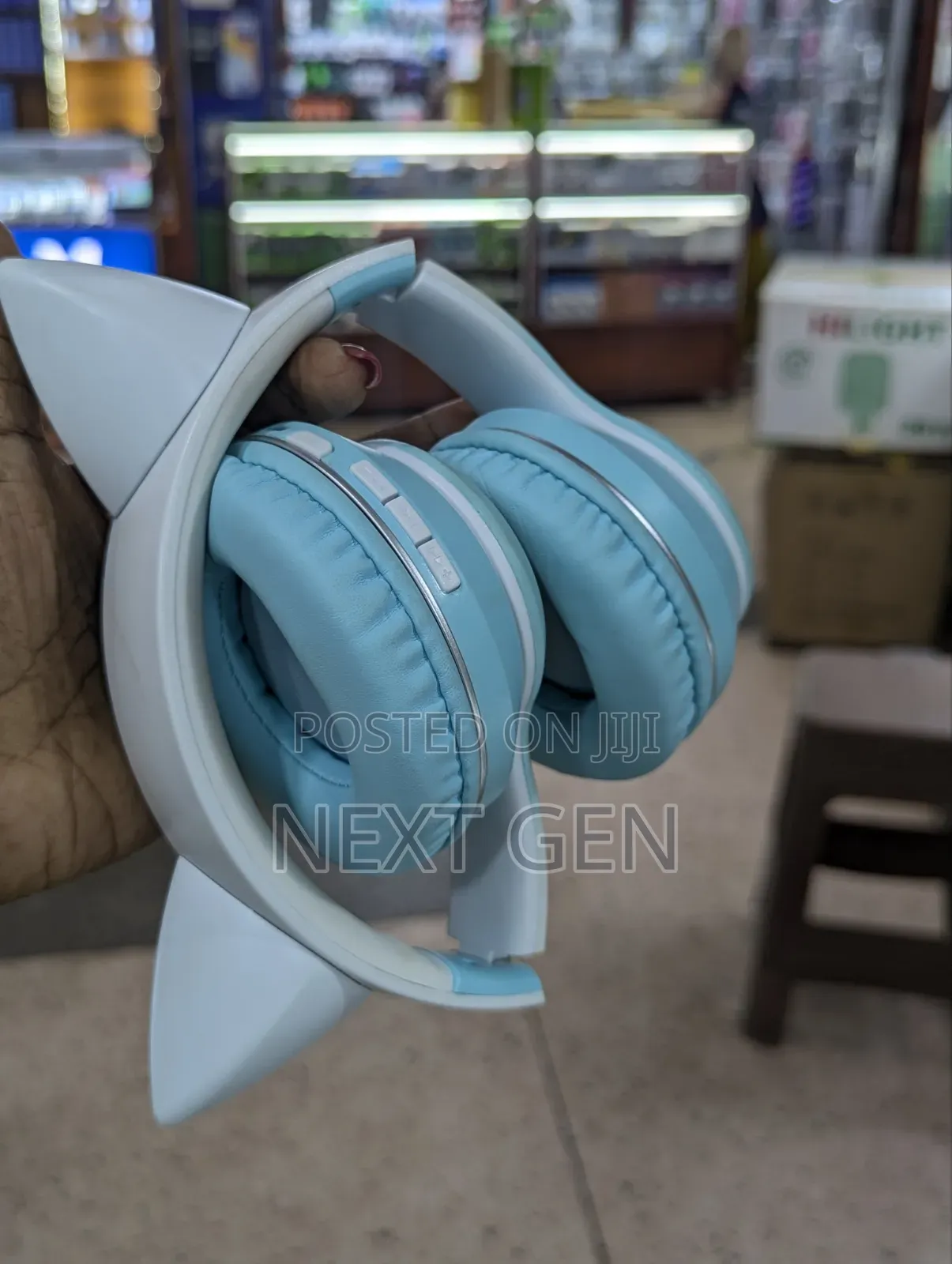 St859b Cute Cat-Ear Kids Wireless Headphones