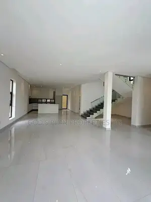 5bdrm Duplex in Mbuya Estate, Nakawa for rent