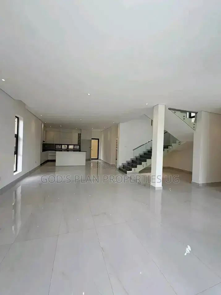 5bdrm Duplex in Mbuya Estate, Nakawa for rent