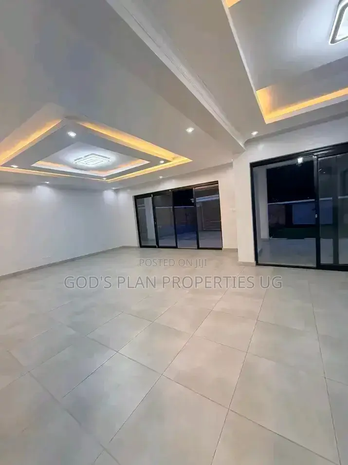 5bdrm Duplex in Mbuya Estate, Nakawa for rent