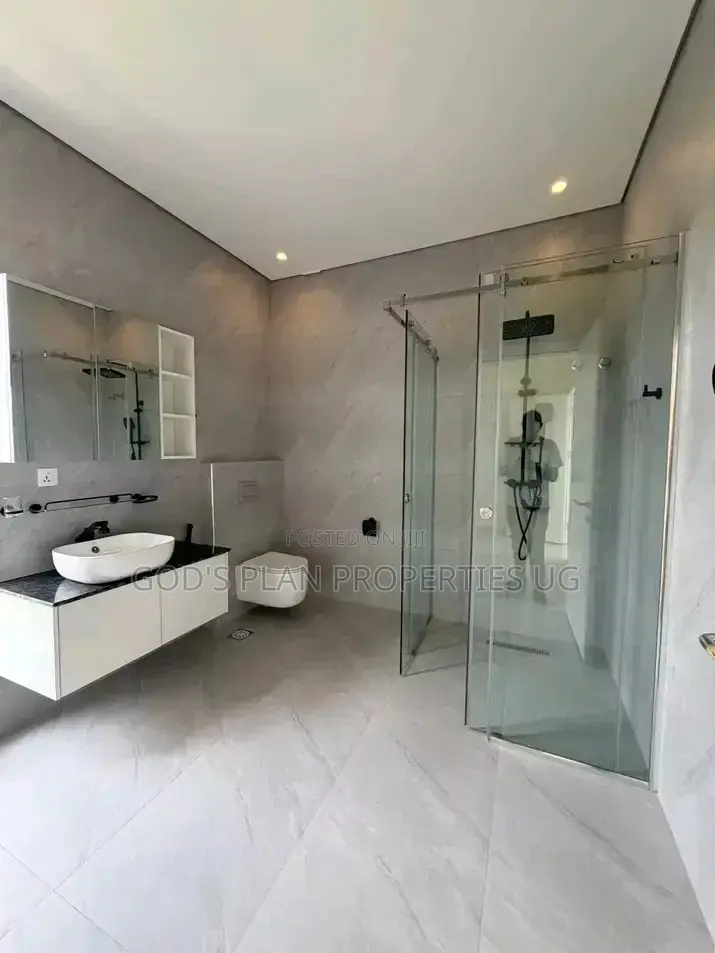 5bdrm Duplex in Mbuya Estate, Nakawa for rent