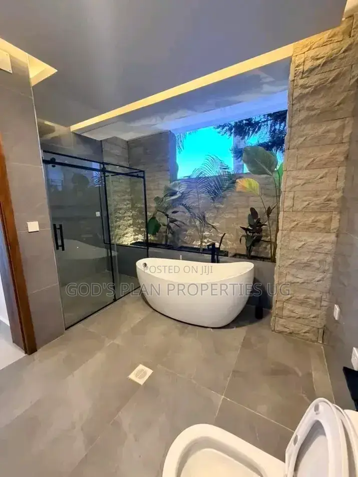 5bdrm Duplex in Mbuya Estate, Nakawa for rent