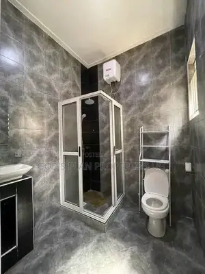 3bdrm Apartment in Nakawa Mbuya Estate for rent