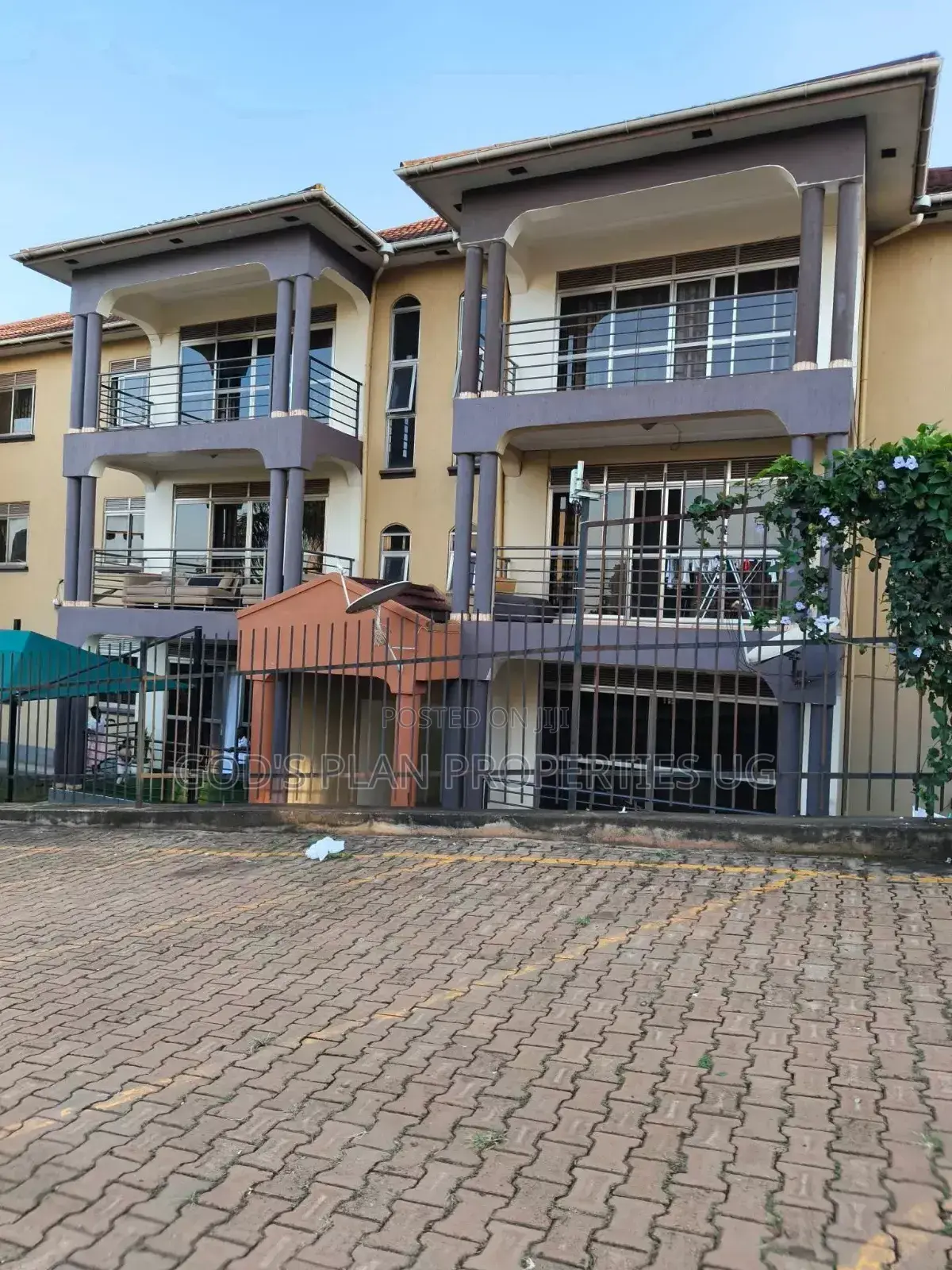 3bdrm Apartment in Nakawa Mbuya Estate for rent