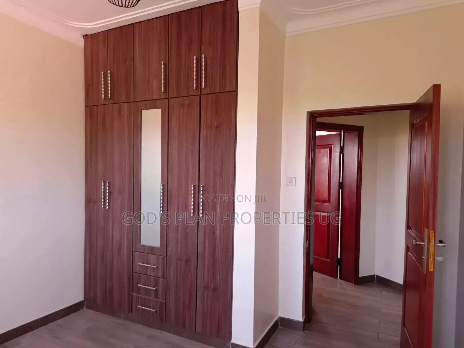 3bdrm Apartment in Nakawa Mbuya Estate for rent