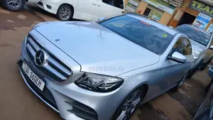 Mercedes-Benz E200 2018 Silver