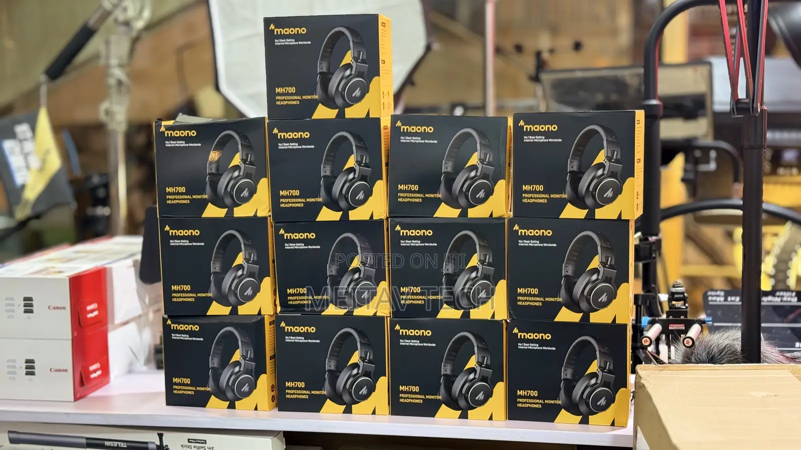 Maono Professional Studio Monitor Headphones Mh700