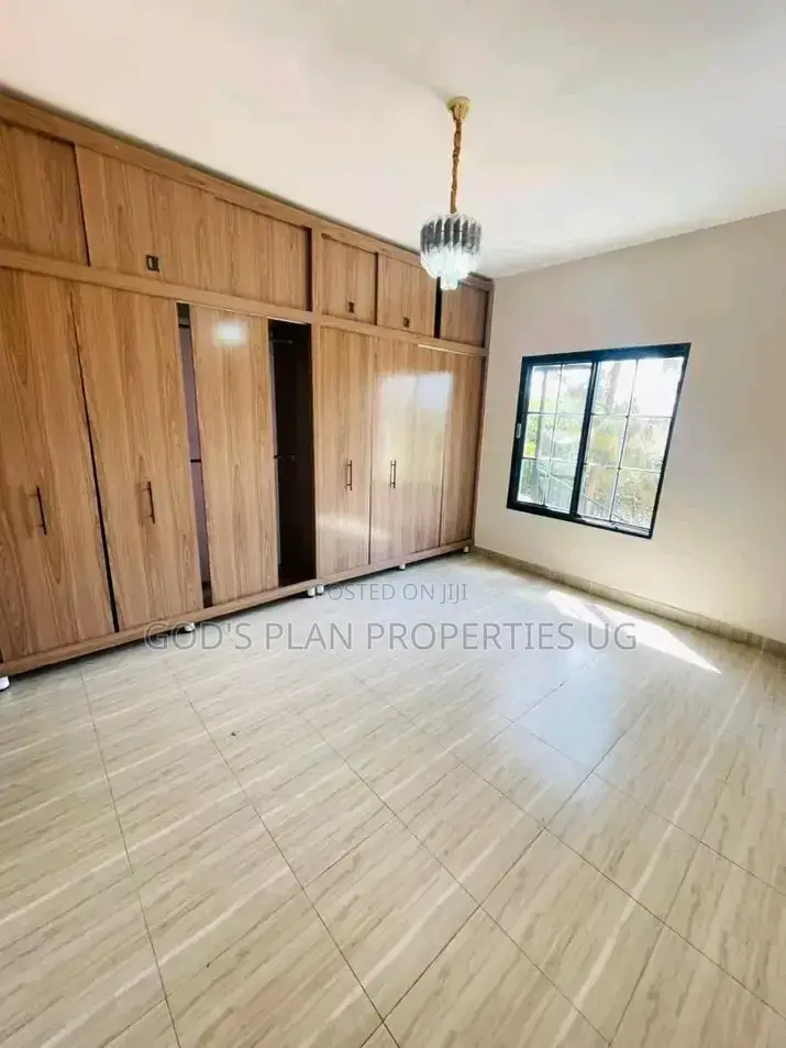 3bdrm Apartment in Nakawa Mbuya Estate for rent