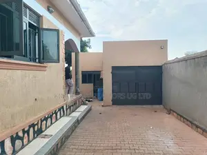 3bdrm House in Division A for sale