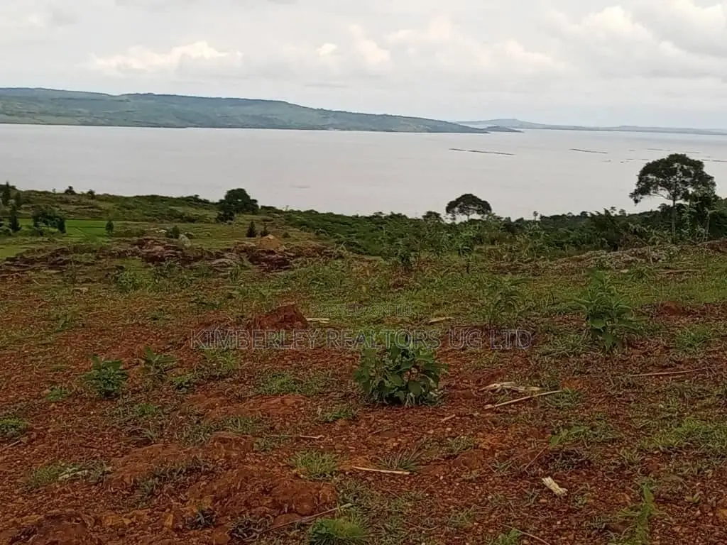  Land for Sale – Kajjansi, Entebbe Road