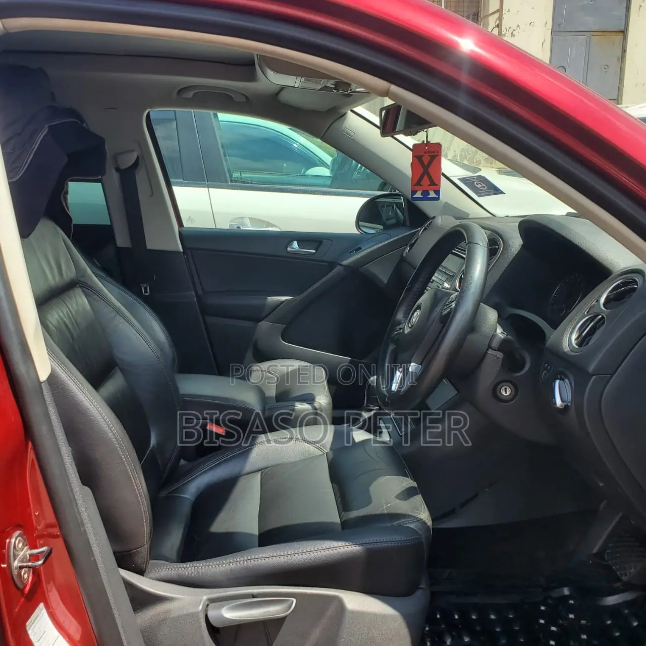 Volkswagen Tiguan 2012 Red