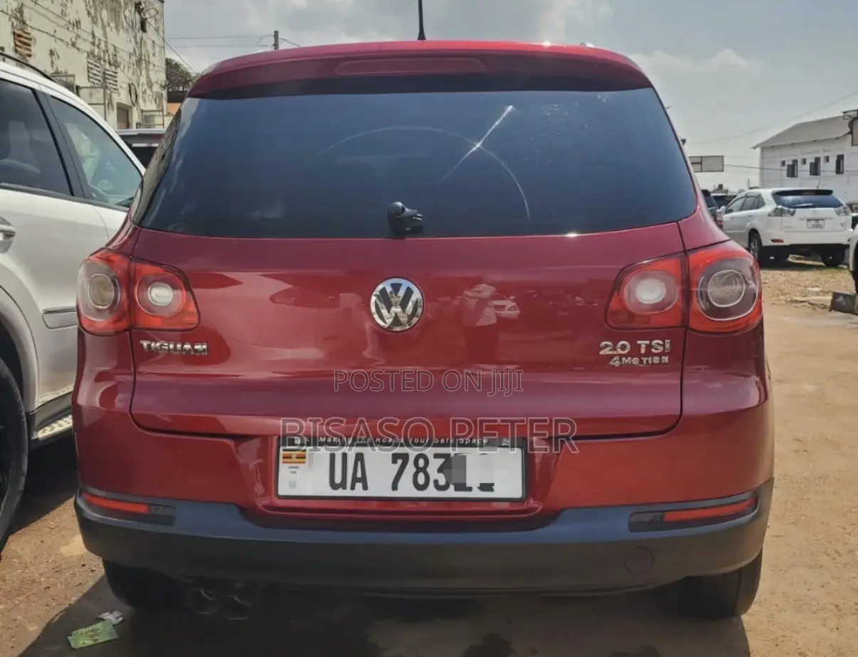 Volkswagen Tiguan 2012 Red
