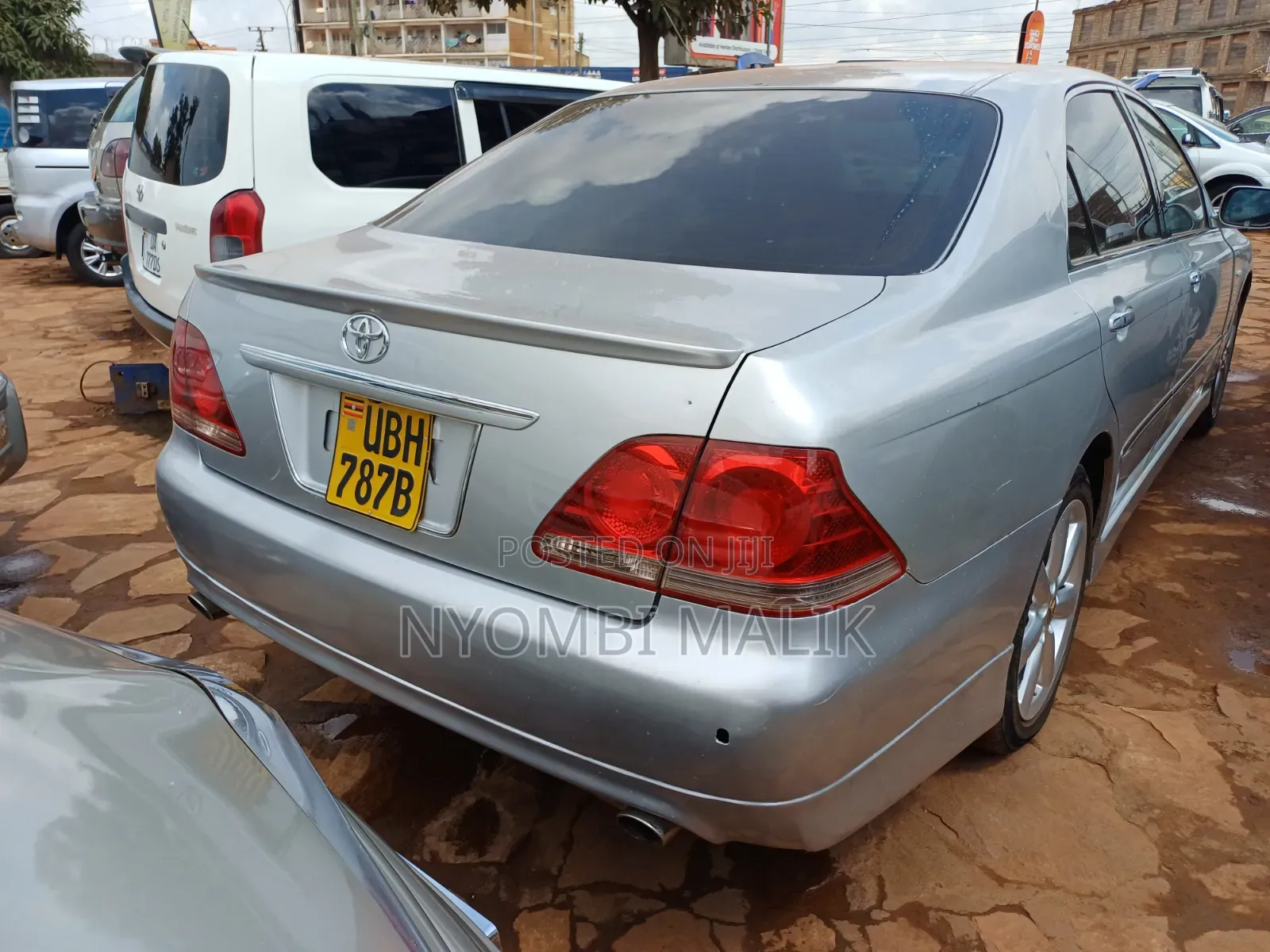 Toyota Crown 2008 Silver