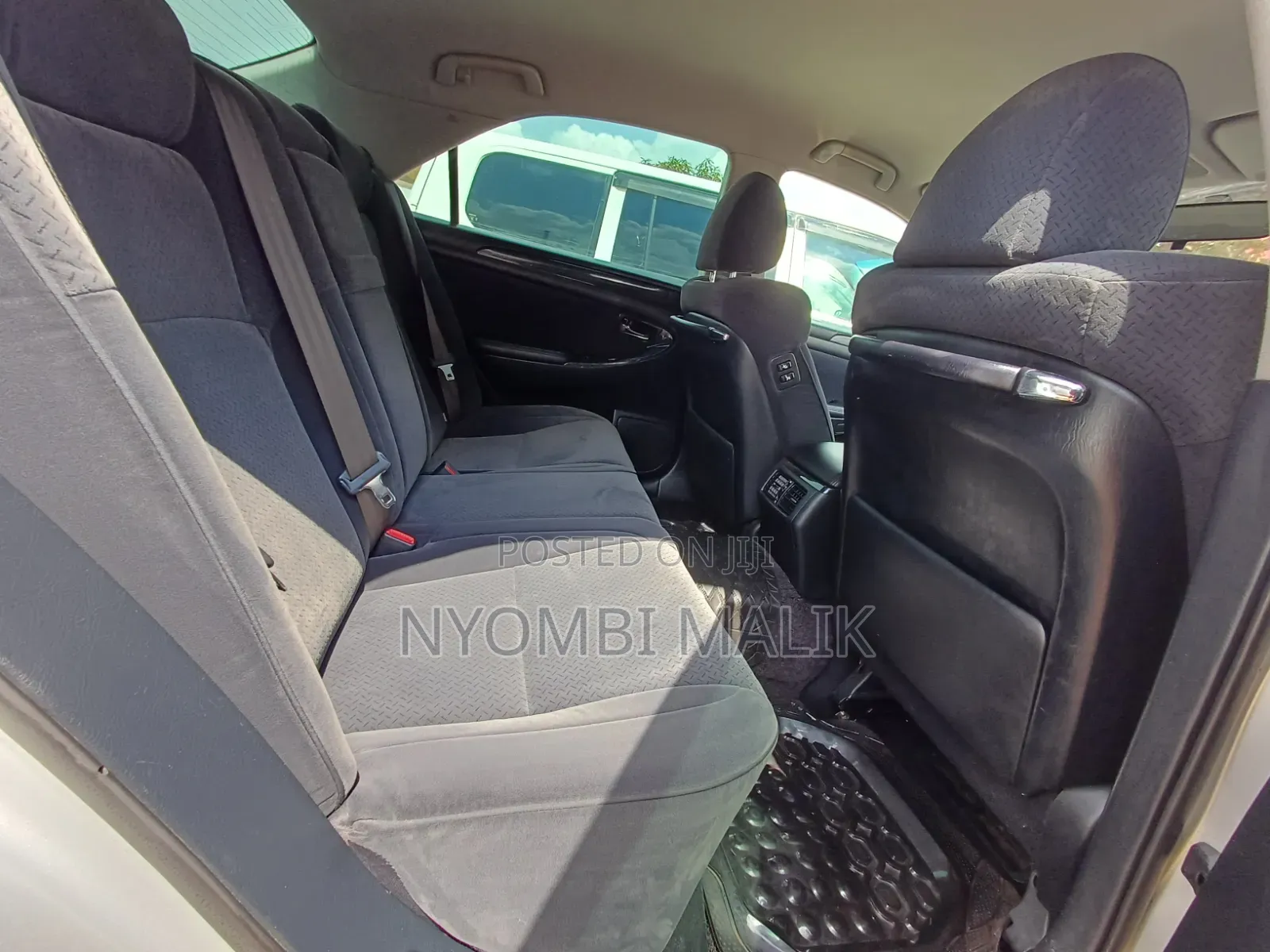 Toyota Crown 2008 Silver