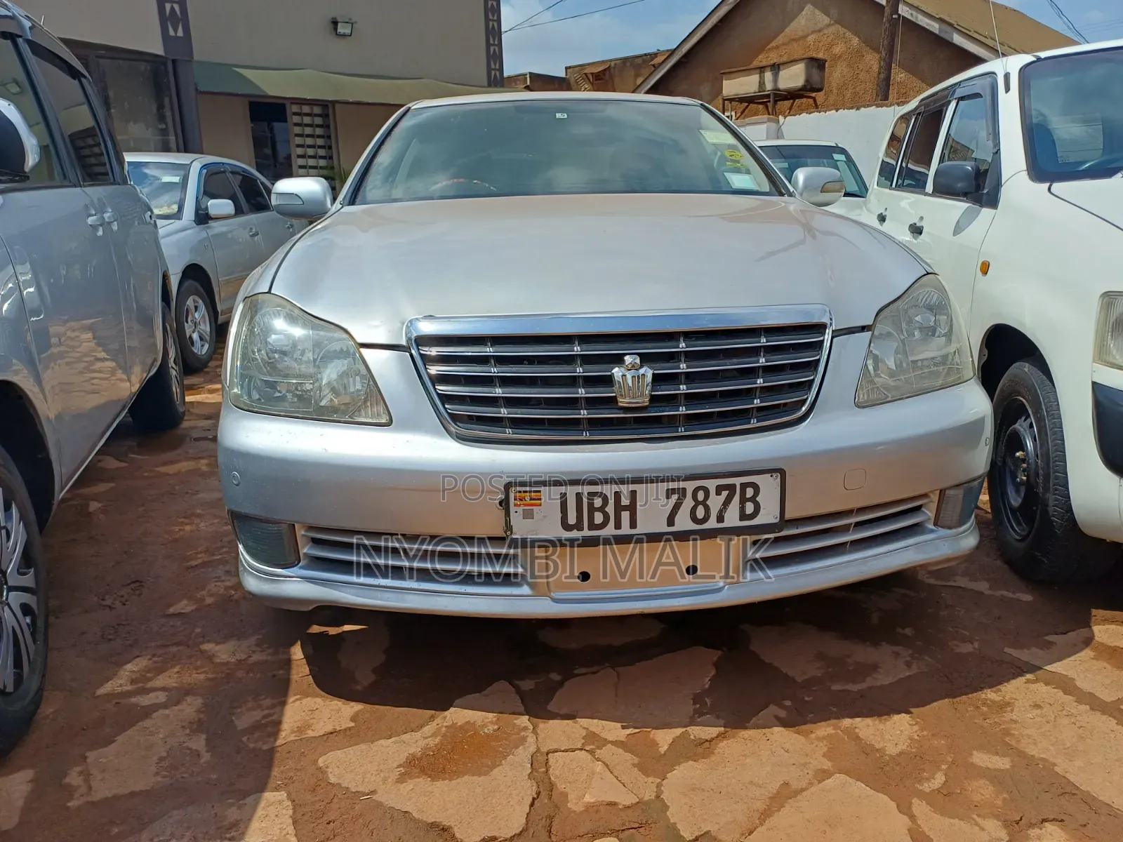 Toyota Crown 2008 Silver