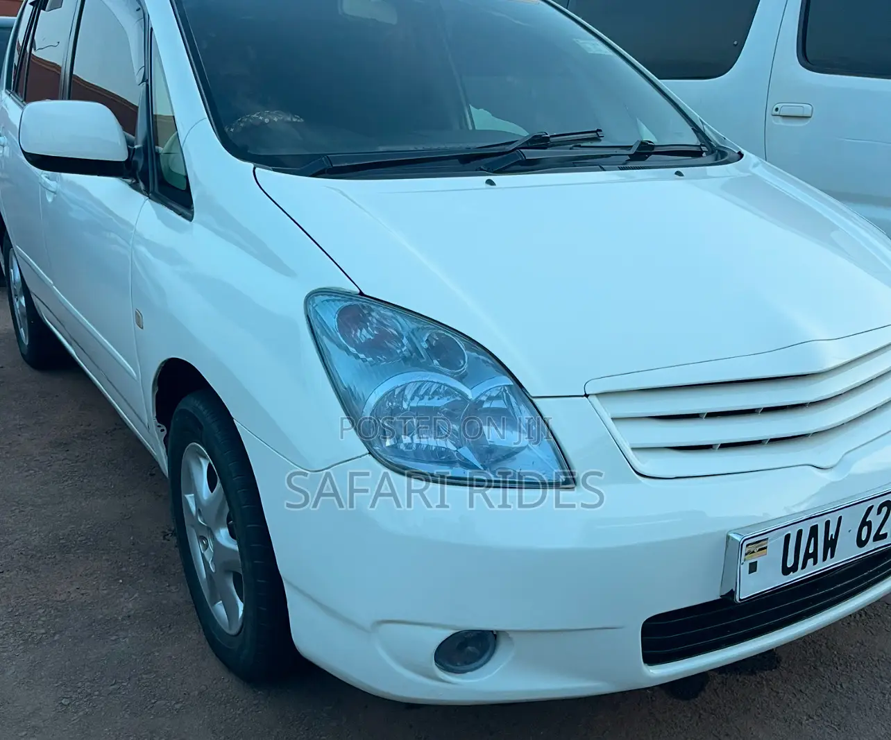 Toyota Corolla Spacio 2004 Ivory