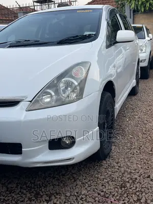 Toyota Wish 2005 Silver