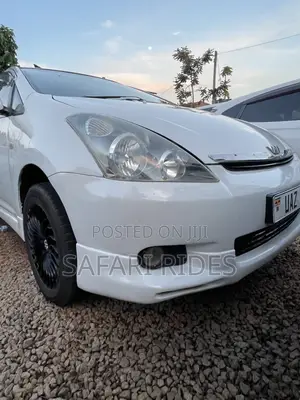 Toyota Wish 2005 Silver