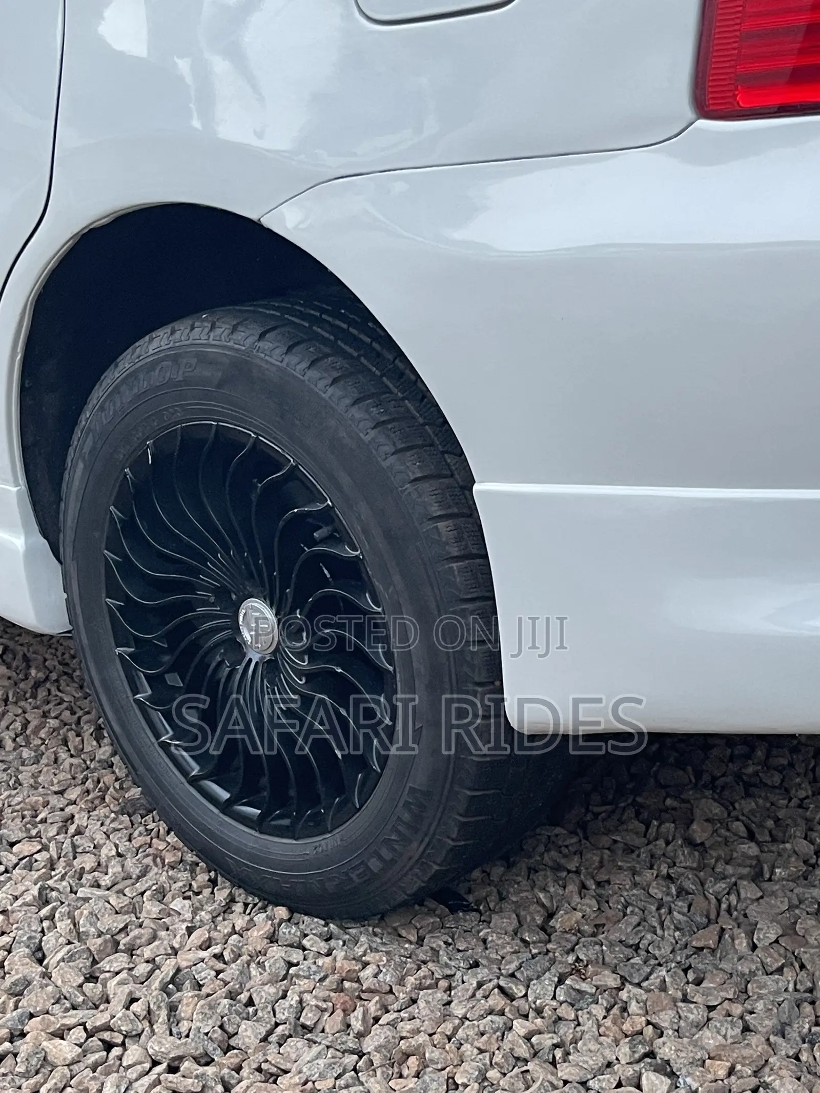 Toyota Wish 2005 Silver