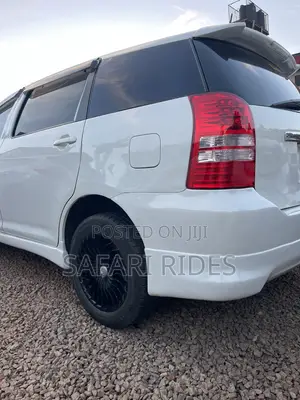 Toyota Wish 2005 Silver