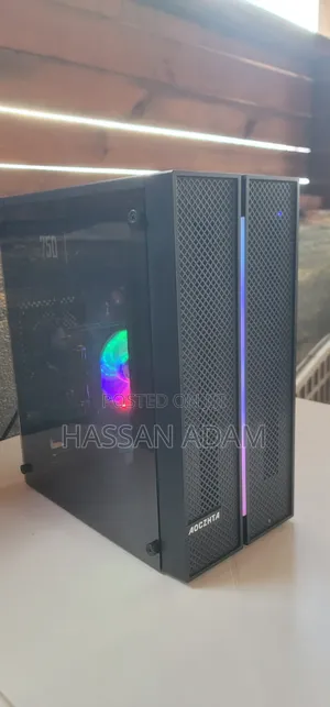 New Desktop Computer Asus 32GB Intel Core i7 SSHD (Hybrid) 256GB