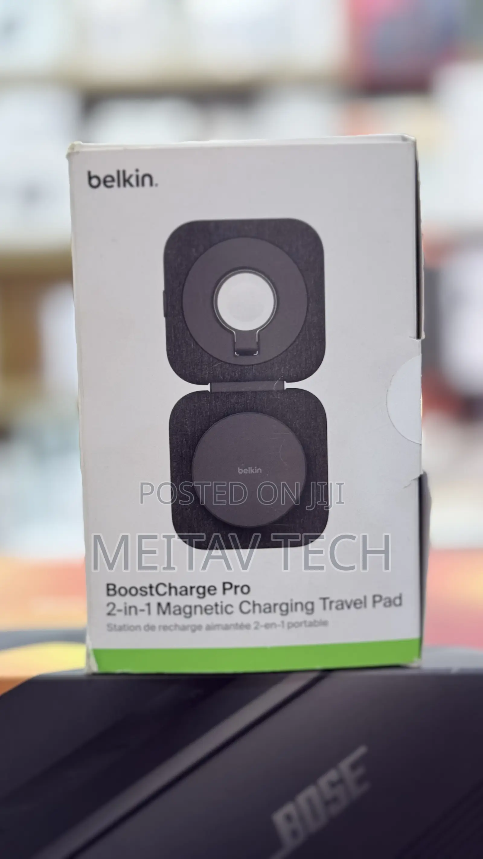 Belkin Boost Charge Pro 2in1 Magnetic Wireless Charging Travel Pad 15w
