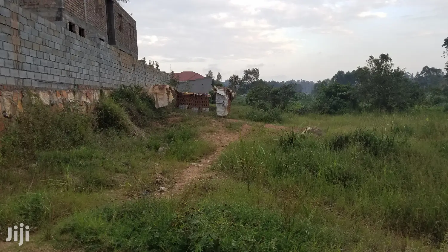 100/100ft Plot in Mpererwe