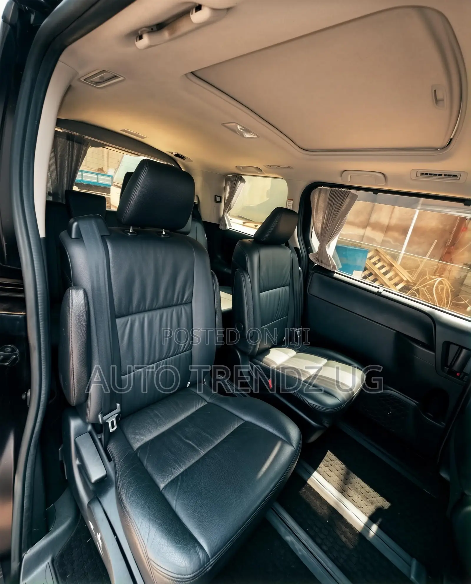 Toyota Noah 2014 Burgundy