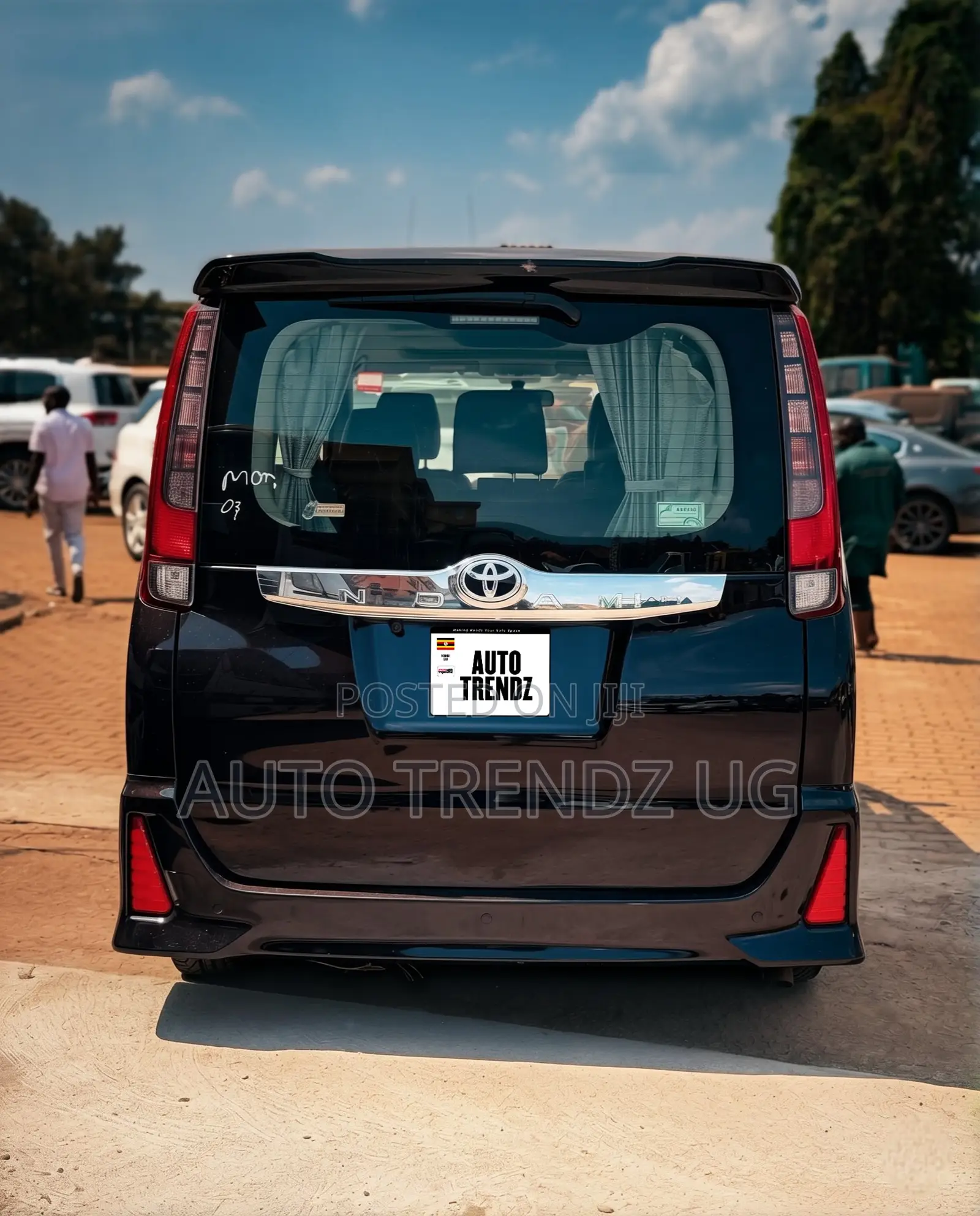 Toyota Noah 2014 Burgundy