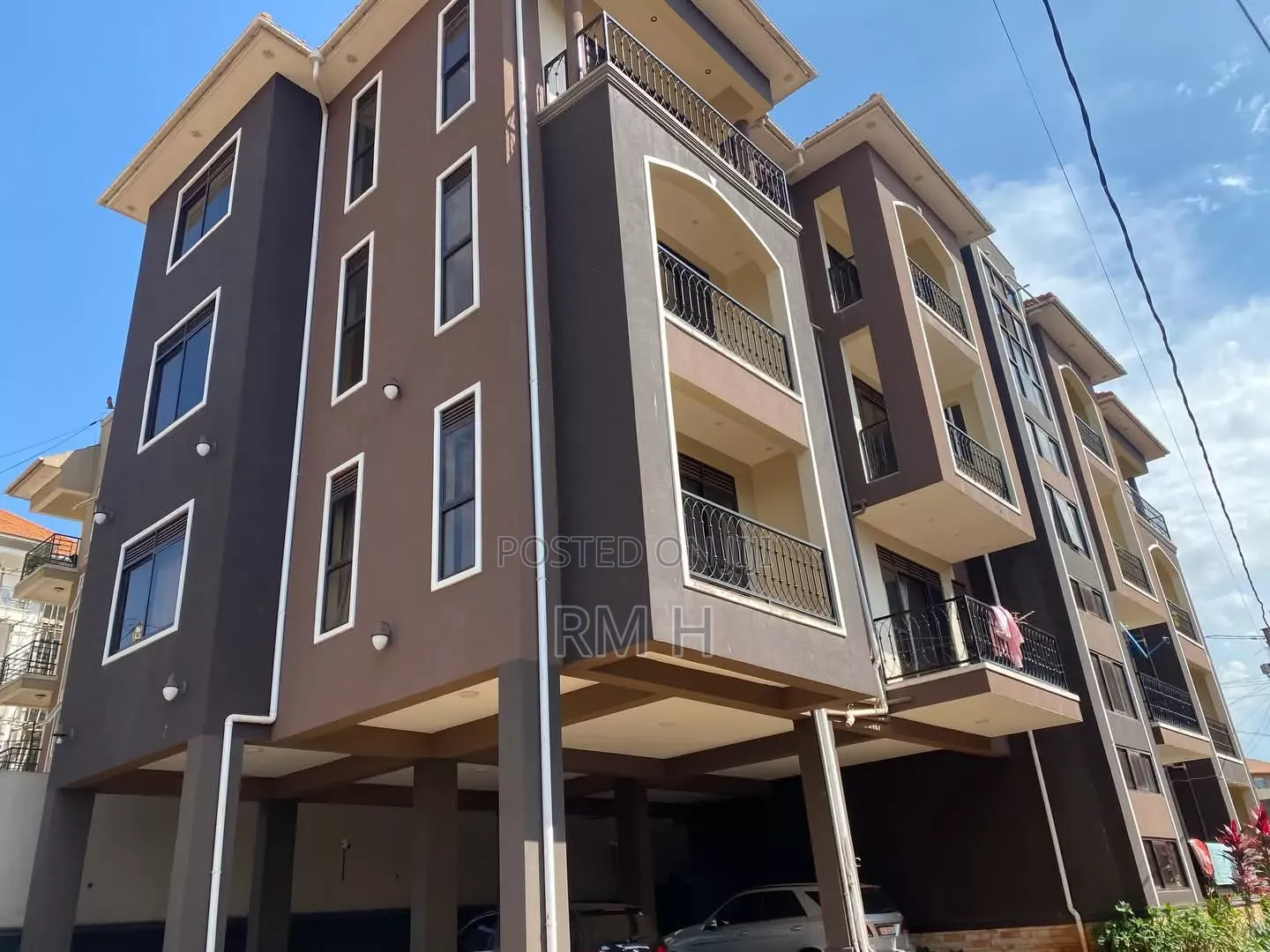 4bdrm Apartment in Bunga, Central Division for rent