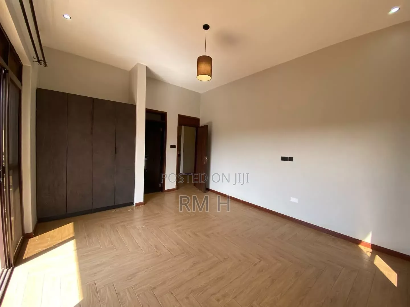 4bdrm Apartment in Bunga, Central Division for rent