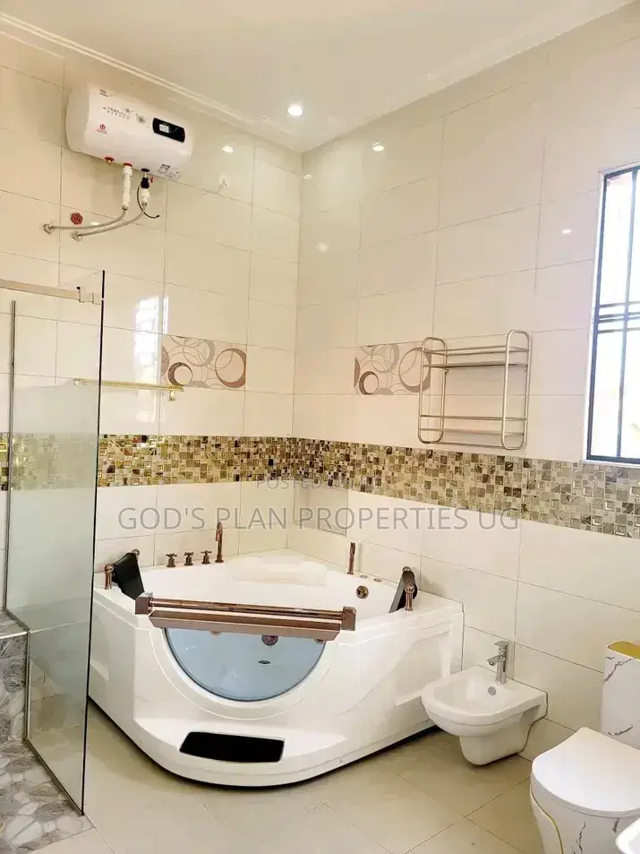 6bdrm Duplex in Bugolobi Estate, Nakawa for rent