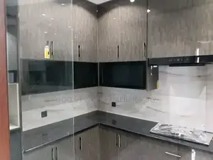 3bdrm Apartment in Muyenga Estate, Central Division for rent
