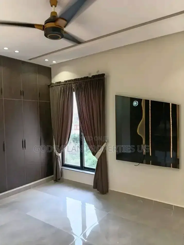 3bdrm Apartment in Muyenga Estate, Central Division for rent