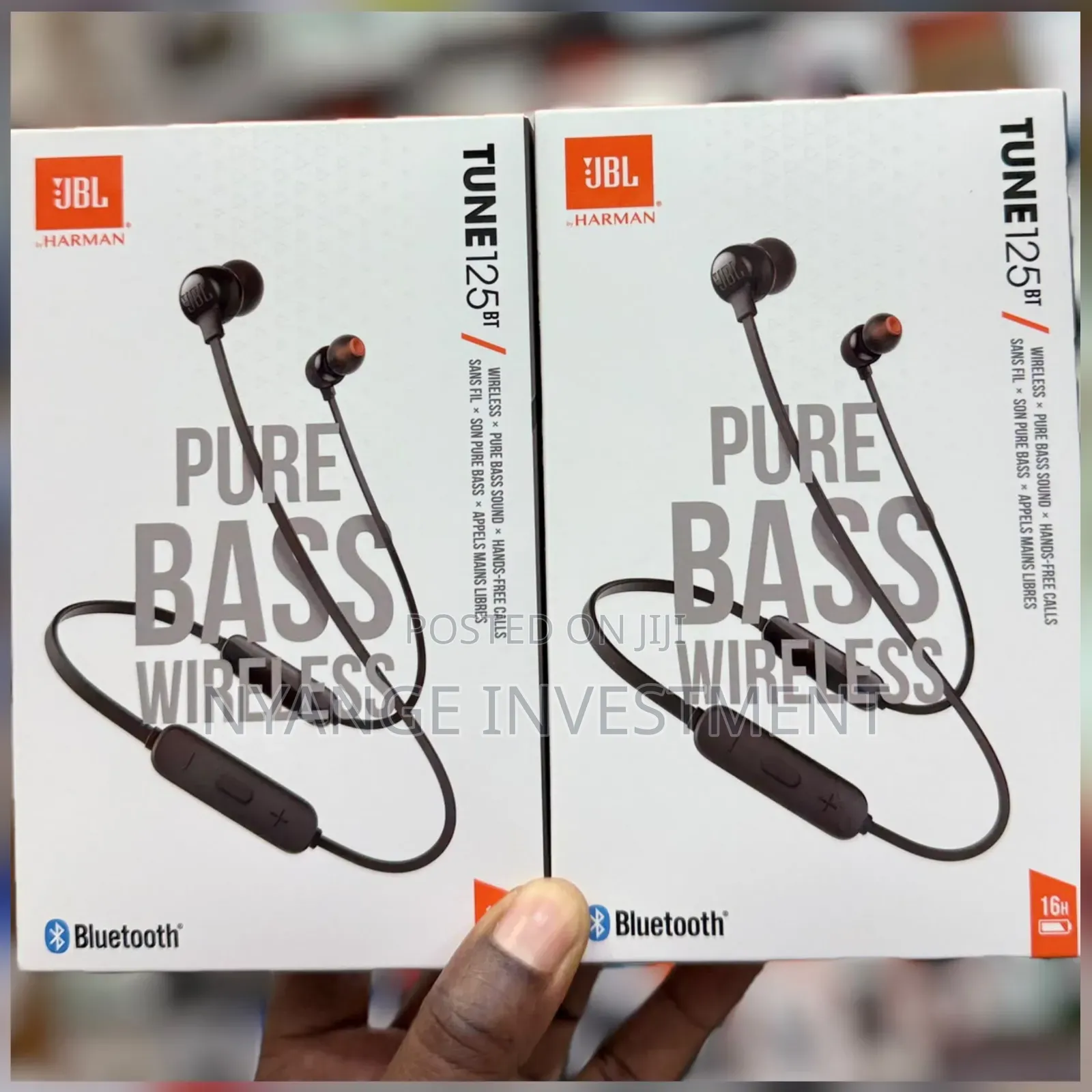 JBL Tune 125bt Wireless Neckband Earphones.