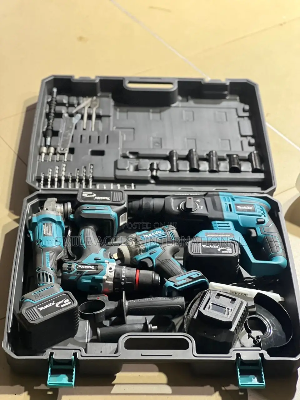 Complete Tool 4 in 1