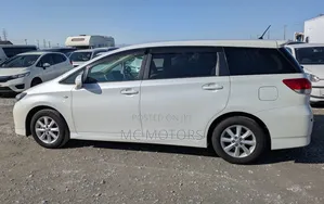 Toyota Wish 2012 White