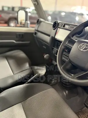 Toyota Land Cruiser Prado 2025 White