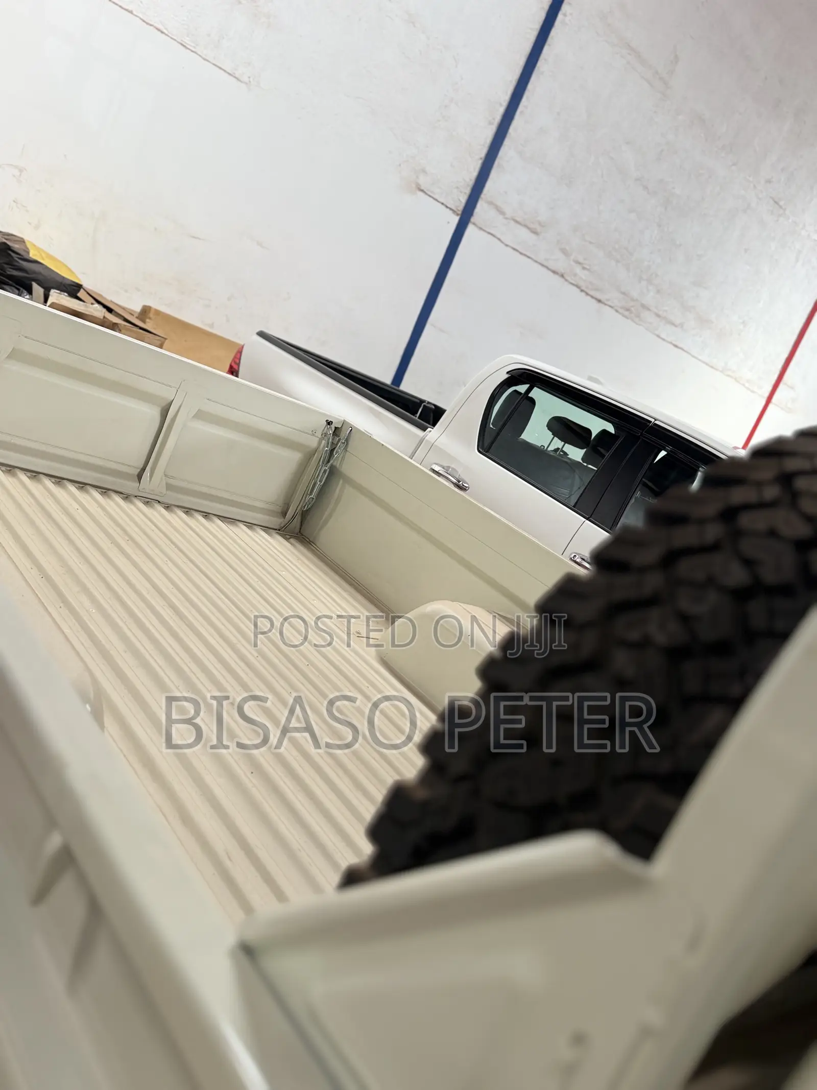 Toyota Land Cruiser Prado 2025 White