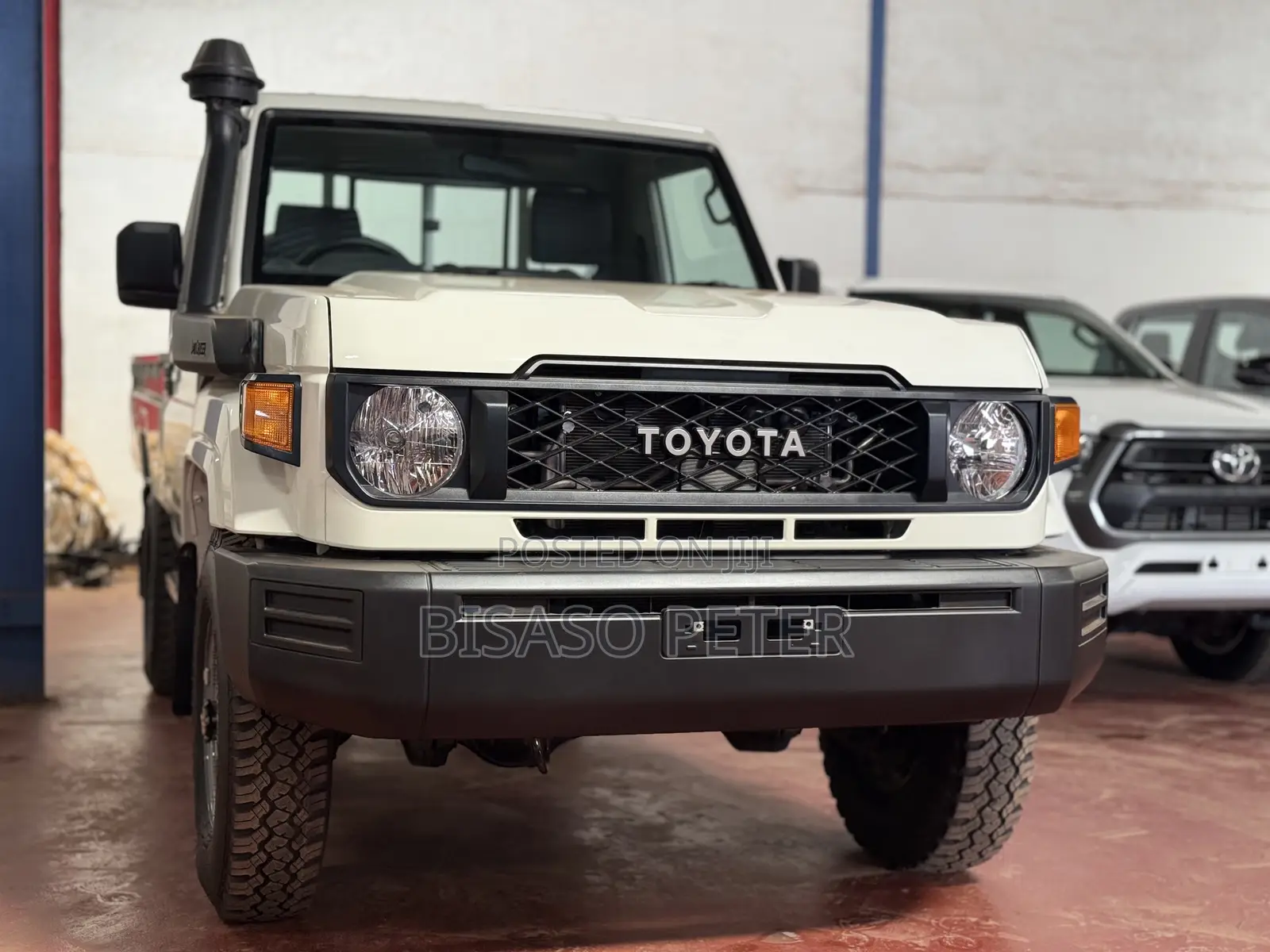 Toyota Land Cruiser Prado 2025 White
